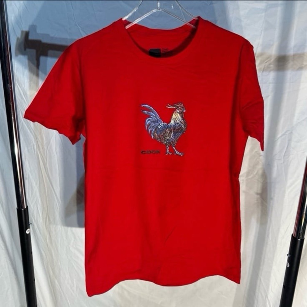 Goorin Bros The Farm Red Hot Chick Rooster Red Short Sleeve T-Shirt NWT Medium